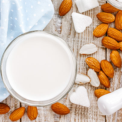 Evde Badem Sütü Yapma Rehberi